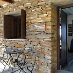 Rosemary- Kea Rent - Kastellakia Bay *