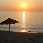 Rosemary- Kea Rent - Kastellakia Bay Lägenhet Koundouros