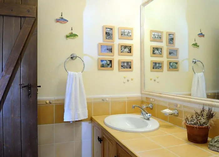 Rosemary- Kea Rent - Kastellakia Bay