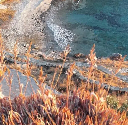 Rosemary- Kea Rent - Kastellakia Bay Apartment Koundouros