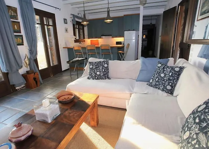 Rosemary- Kea Rent - Kastellakia Bay Apartment *