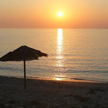 Rosemary- Kea Rent - Kastellakia Bay Apartment Koundouros